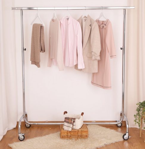 150cm Fékezhető Ruha Sztender Klipszes Magasság Állítóval + 5db Vállfa